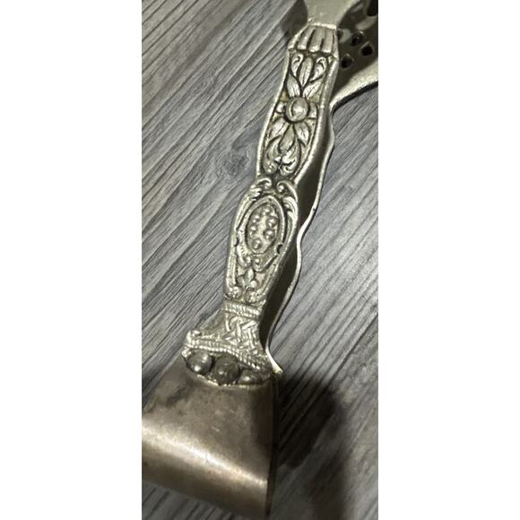 Antique Vintage Silver Floral Italian Gothic Serving Salad Dinner Tongs - Picture 5 of 7